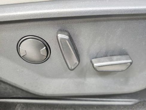 Used 2025 Ford Expedition Platinum w/ Driver's Package AWD/4WD image 43