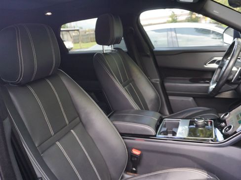 Used 2018 Land Rover Range Rover Velar R-Dynamic SE AWD/4WD image 18