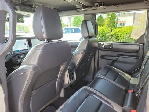 Certified 2025 Ford Bronco Outer Banks AWD/4WD image 13