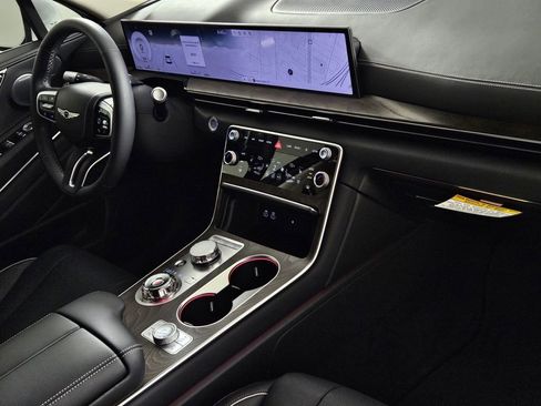 Used 2025 Genesis GV80 2.5T Prestige image 31