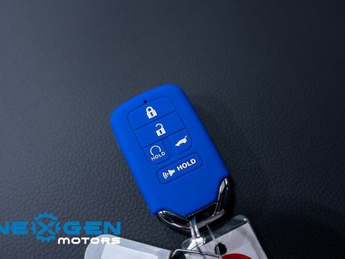 Used 2025 Honda Passport TrailSport image 28