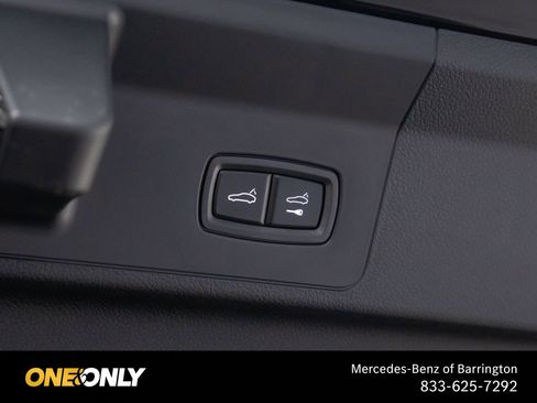 Used 2024 Porsche Panamera image 33