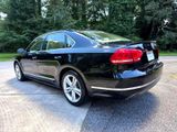 Used 2012 Volkswagen Passat TDI SE image 4