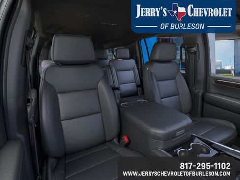 New 2026 Chevrolet Suburban LT w/ Comfort Package image 19