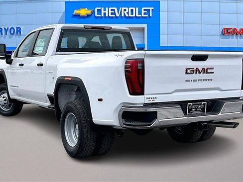 New 2026 GMC Sierra 3500 Pro image 3