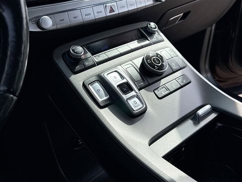 Used 2021 Hyundai Palisade SEL w/ Premium Package image 11