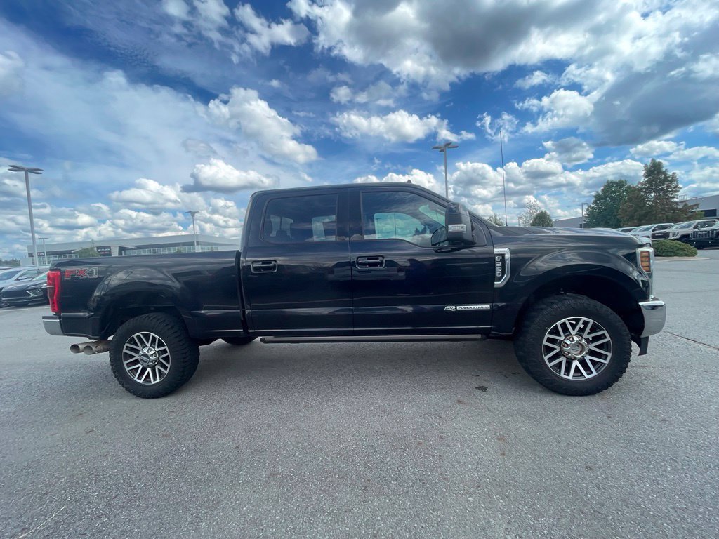 Used 2019 Ford F250 Lariat w/ Lariat Ultimate Package AWD/4WD image 5