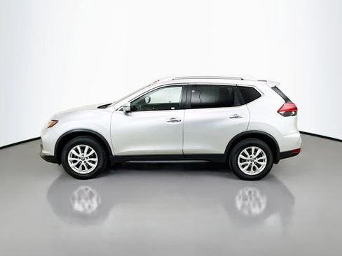 Used 2017 Nissan Rogue SV w/ SV Premium Package AWD/4WD image 4