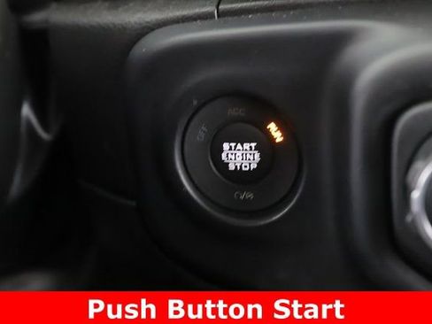 Used 2023 Jeep Wrangler Sahara image 22