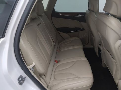 Used 2019 Lincoln MKC Select w/ Select Plus Package image 19