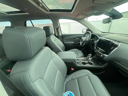 Used 2021 Chevrolet Traverse Premier w/ LPO, Floor Liner Package AWD/4WD image 21