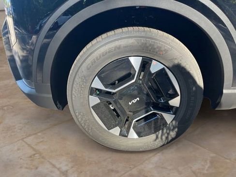 New 2027 Kia Telluride EX FWD image 14
