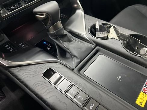 New 2025 Lexus LX 600 4WD w/ Luxury Package image 12