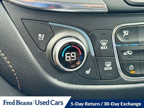 Used 2019 Chevrolet Equinox Premier image 22