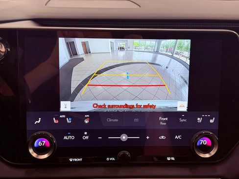 Certified 2024 Lexus RX 350 w/ Technology Package image 26