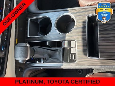 Certified 2024 Toyota Sienna Platinum FWD image 26