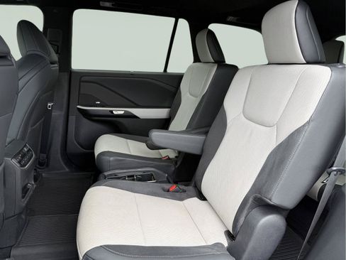 Certified 2025 Lexus TX 500h AWD w/ Technology Package image 20