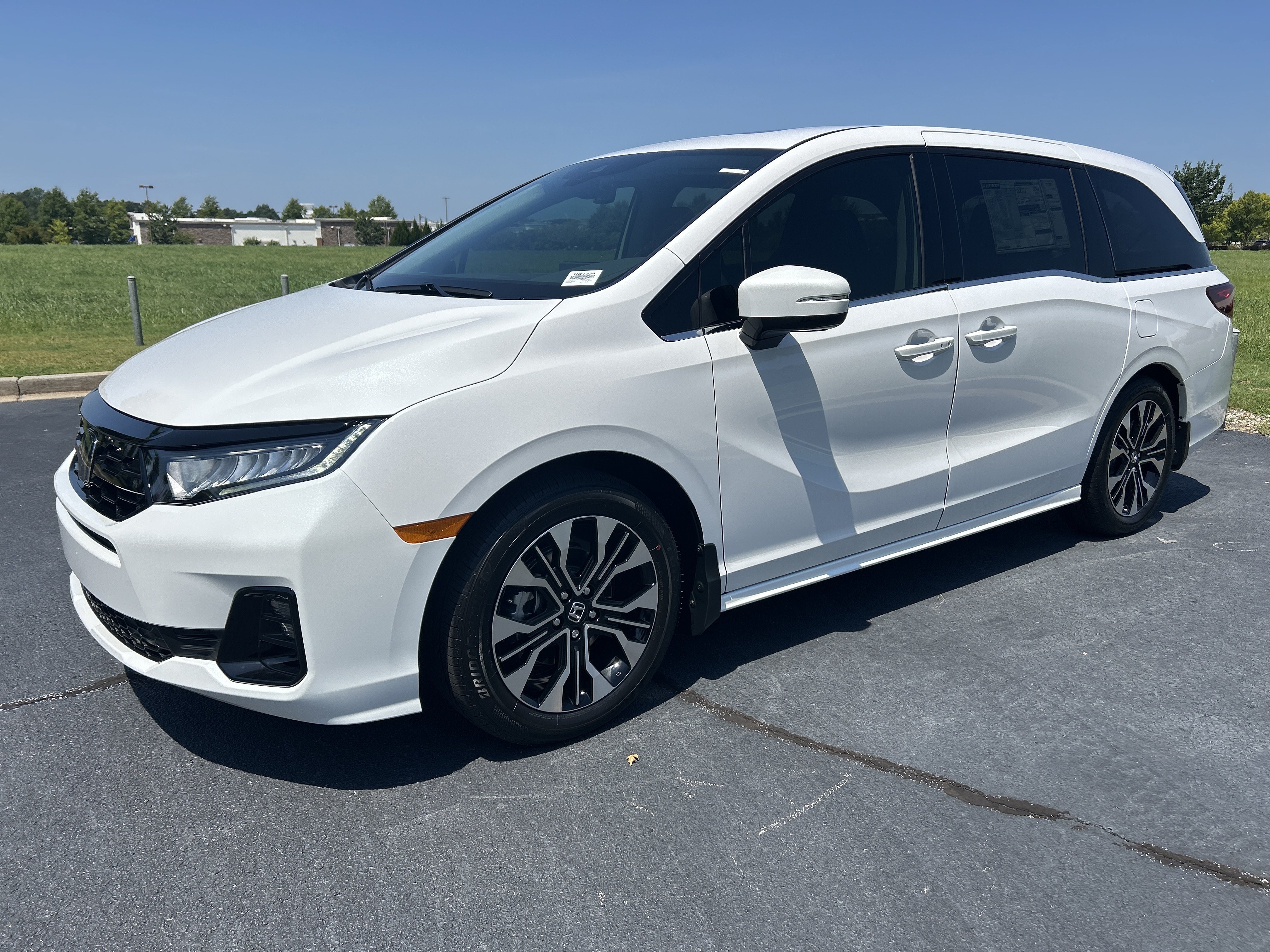 New 2026 Honda Odyssey Elite image 5
