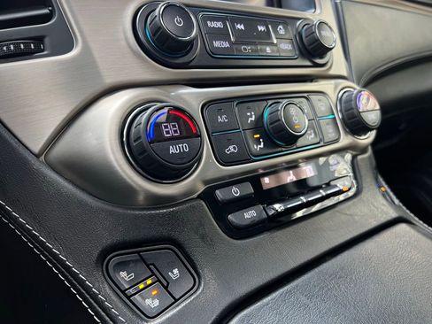 Used 2019 GMC Yukon XL Denali w/ Denali Ultimate Package image 65