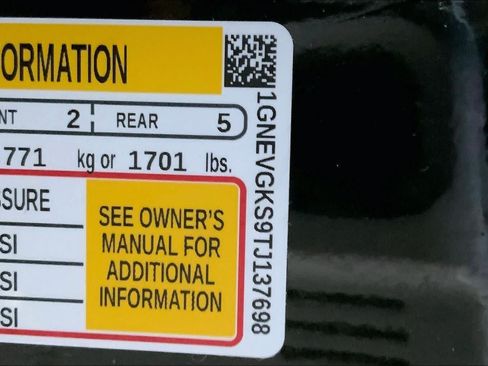 Used 2026 Chevrolet Traverse LT AWD/4WD image 31