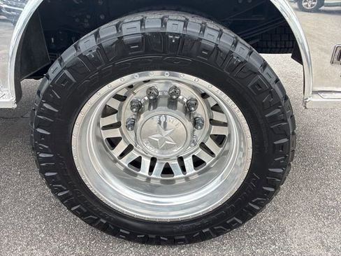 Used 2023 Ford F450 Lariat w/ Lariat Ultimate Package image 13