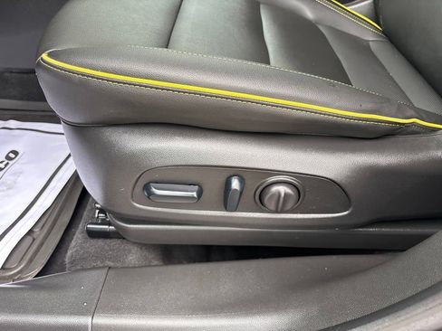 Used 2024 Chevrolet TrailBlazer ACTIV w/ Driver Confidence Package FWD image 19