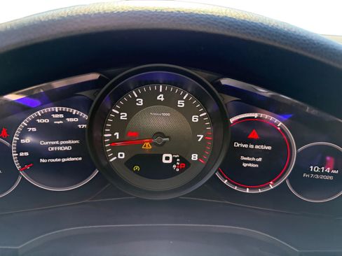 Used 2021 Porsche Cayenne AWD/4WD image 11