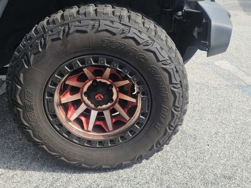 Used 2020 Jeep Wrangler Unlimited Sport AWD/4WD image 6