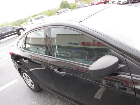 Used 2016 Ford Focus S FWD image 30