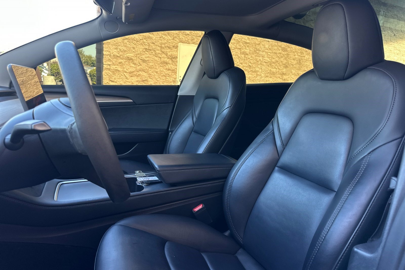 Used 2023 Tesla Model 3 Standard Range RWD image 5