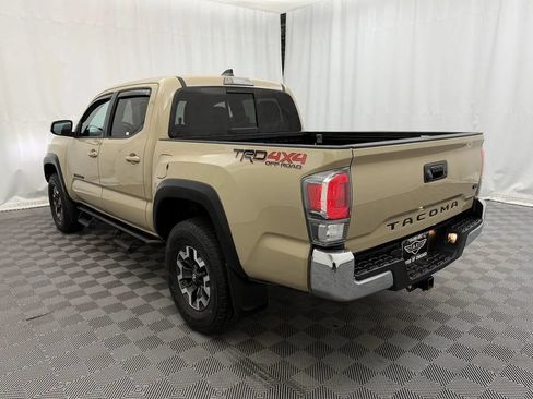 Used 2020 Toyota Tacoma TRD Off-Road AWD/4WD image 7