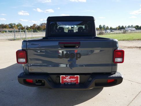 New 2026 Jeep Gladiator Sport AWD/4WD image 6