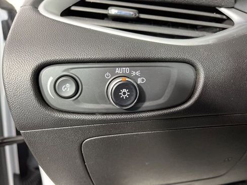 Used 2023 Chevrolet Malibu LT image 30