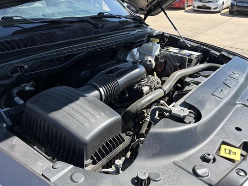 Used 2020 RAM 1500 Laramie AWD/4WD image 36
