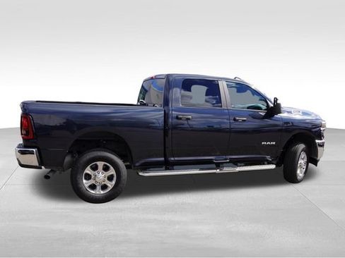 Certified 2026 RAM 2500 Big Horn AWD/4WD image 4