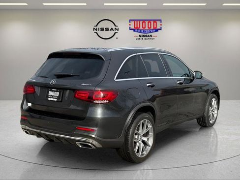 Used 2022 Mercedes-Benz GLC 300 4MATIC image 3