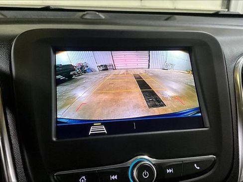 Used 2020 Chevrolet Equinox LT FWD image 23