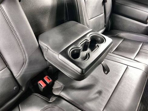 Used 2022 Chevrolet Silverado 2500 High Country image 24