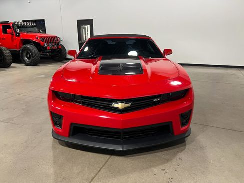 Used 2013 Chevrolet Camaro ZL1 RWD image 8