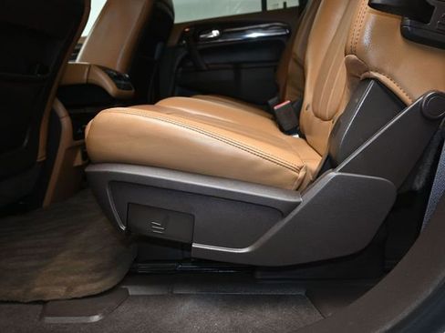 Used 2016 Buick Enclave Premium w/ Experience Buick Package image 12