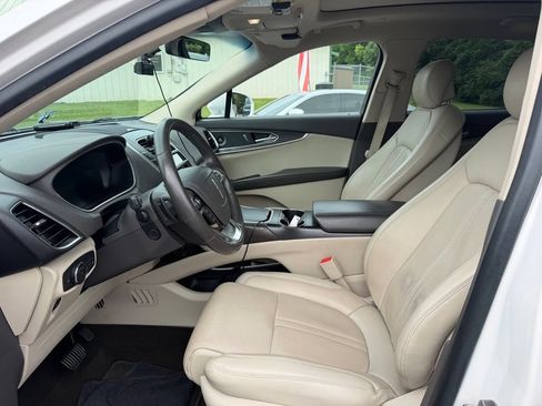 Used 2019 Lincoln Nautilus Reserve AWD/4WD image 10