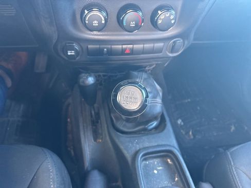 Used 2015 Jeep Wrangler Sport image 11