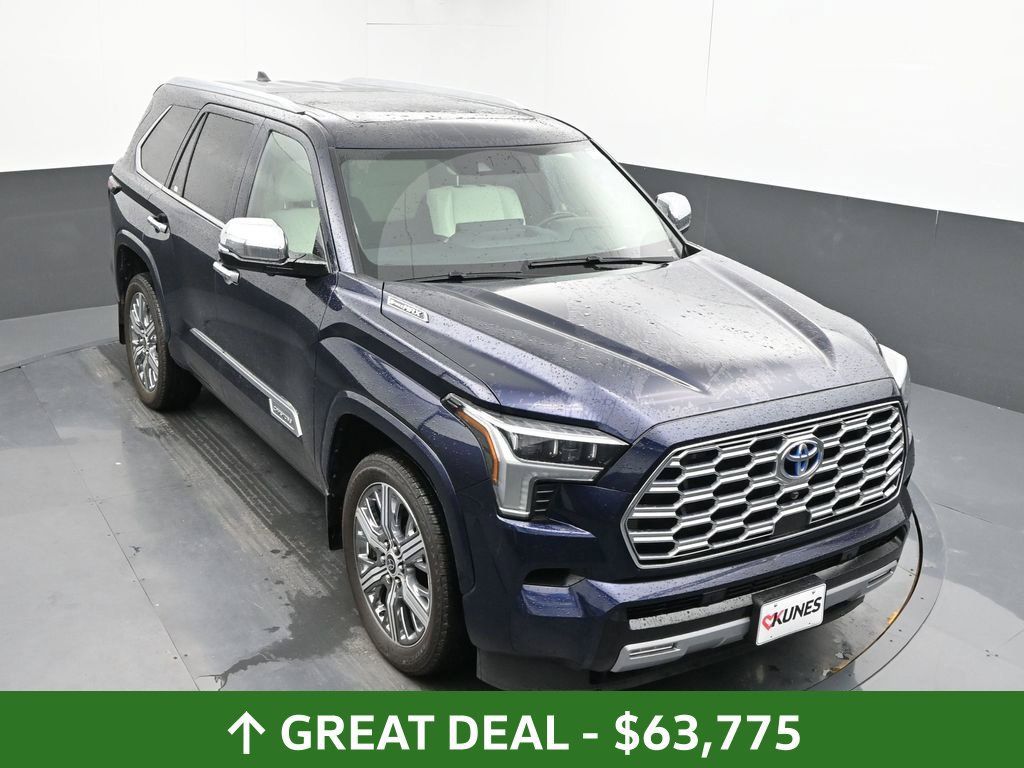 Used 2024 Toyota Sequoia Capstone AWD/4WD image 18
