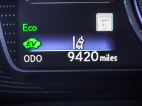 Certified 2025 Lexus ES 300h w/ Luxury Package FWD image 9