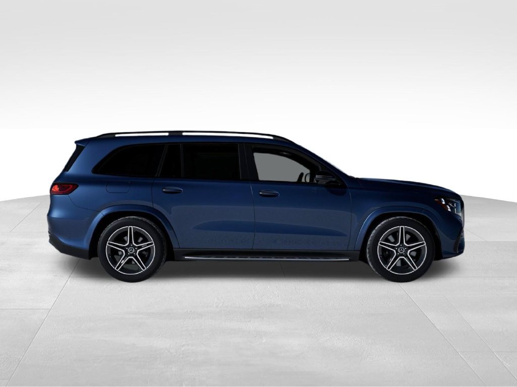 New 2027 Mercedes-Benz GLS 450 4MATIC image 2
