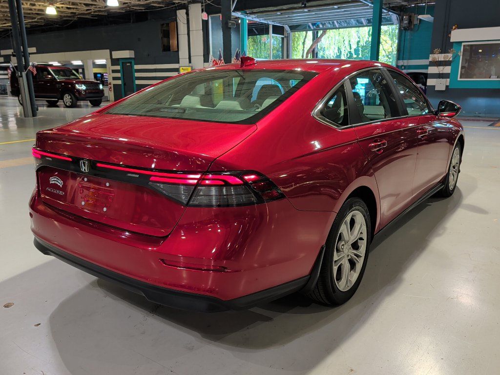 Used 2024 Honda Accord LX image 8