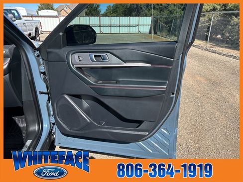 Used 2025 Ford Explorer ST-Line w/ Premium Package image 46