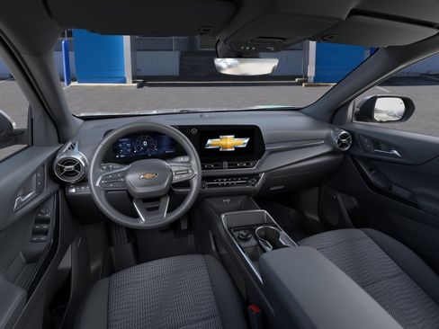 New 2026 Chevrolet Equinox LT AWD/4WD image 39