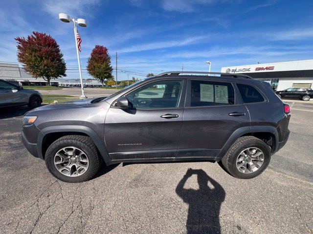 Used 2020 Jeep Cherokee Trailhawk w/ Cold Weather Group AWD/4WD image 7