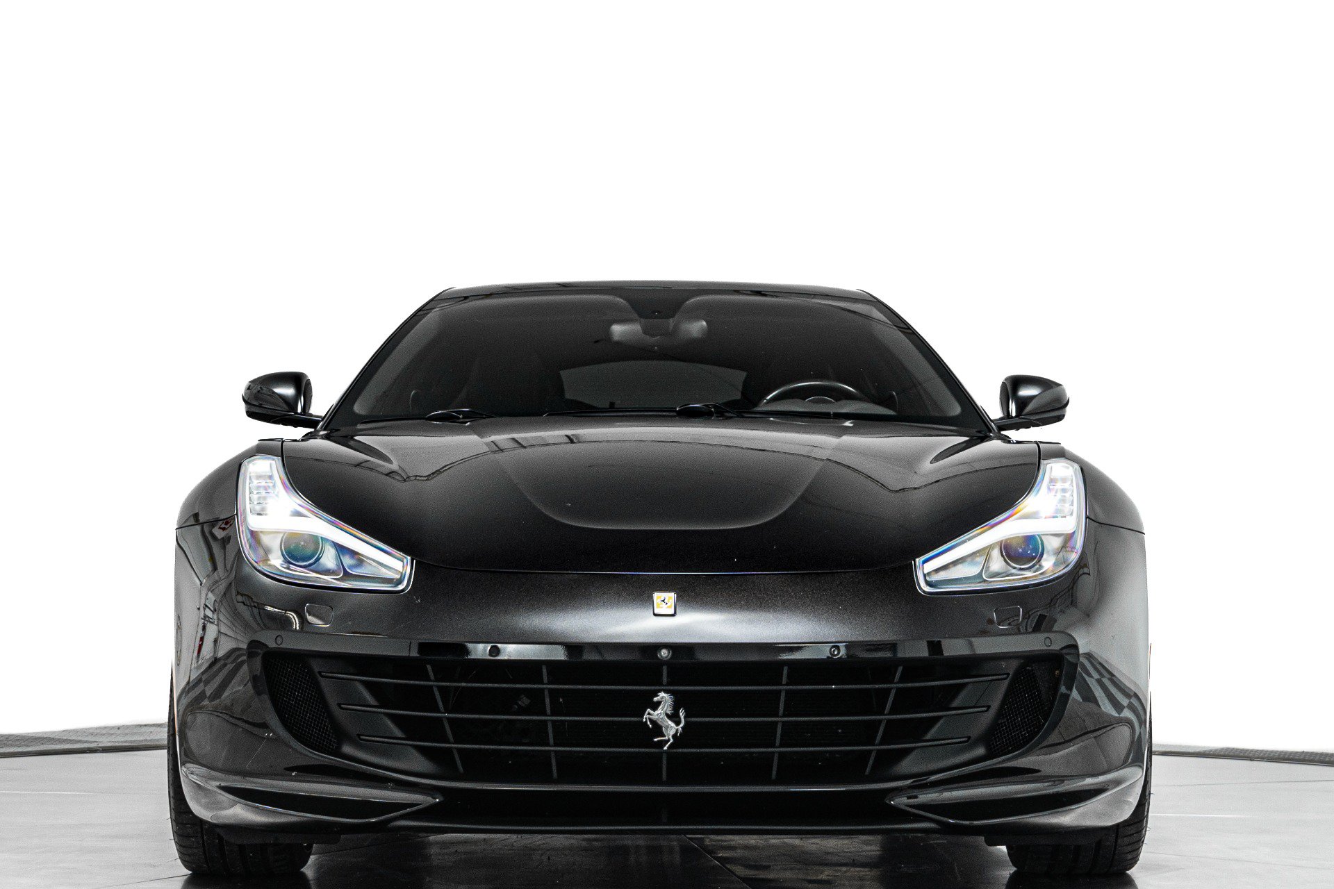 Used 2019 Ferrari GTC4Lusso AWD/4WD image 4